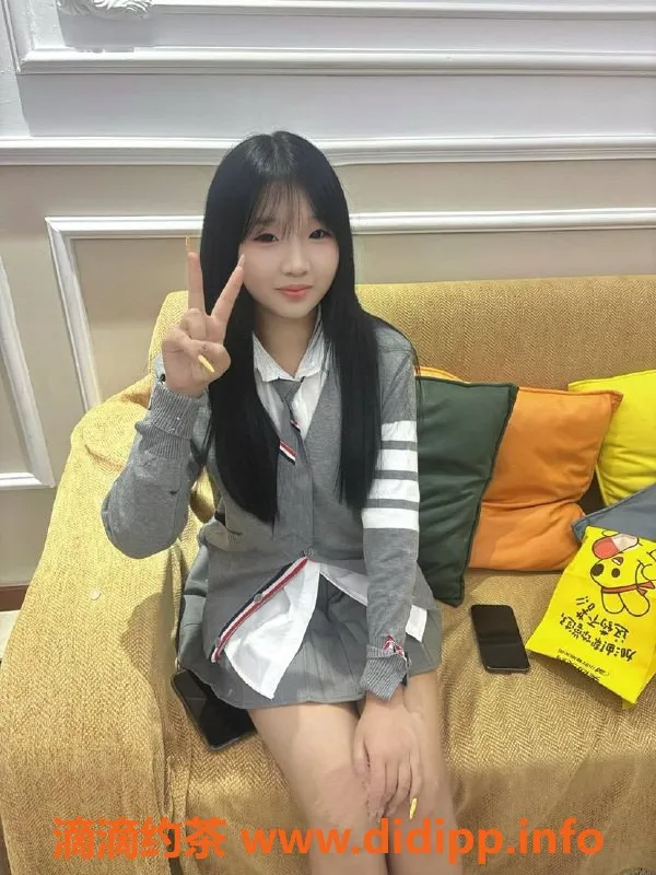 成都楼凤资源信息,成华区甜美萝莉欣怡，158cm 90斤 A+胸，热情服务