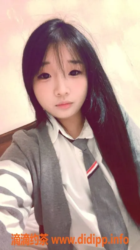 成都楼凤-成华区甜美萝莉欣怡，158cm 90斤 A+胸，热情服务