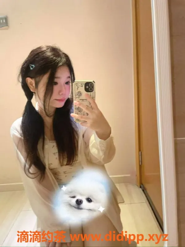 广州楼凤-天河嫩妹绵羊，900元双飞服务等你来体验