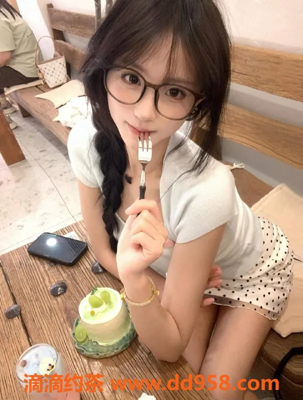 深圳楼凤-福田豆豆，激情互动1300元起