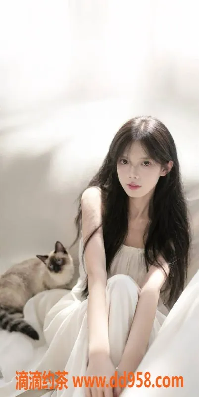 深圳楼凤-宝安嫩妹鹿瑶，制服调情1200起