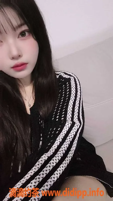 广州楼凤资源信息,天河大胸嫩妹瑶宝，水费800起