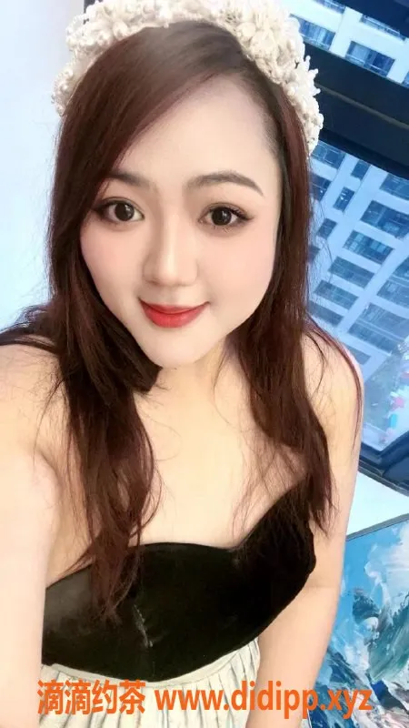 昆明楼凤-五华区小艾：18岁，5p/8pp，服务多样