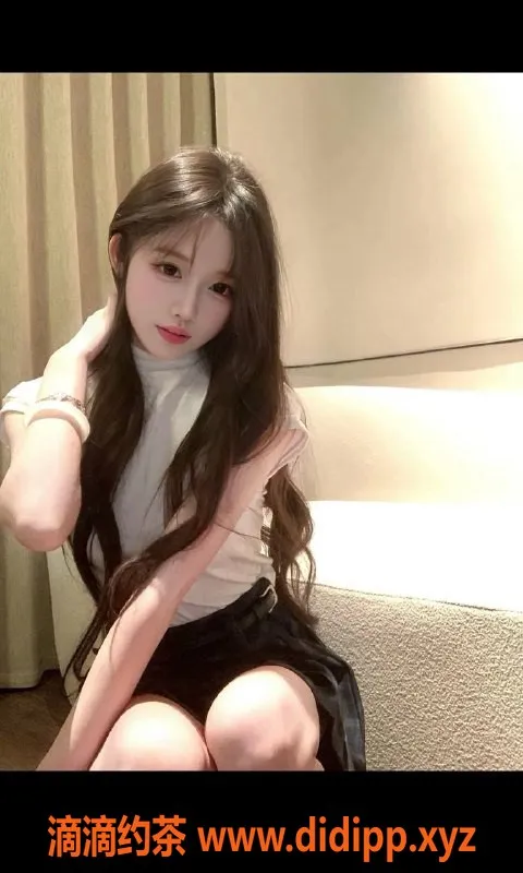 广州楼凤-天河嫩妹墨沫，长腿热吻只要999p