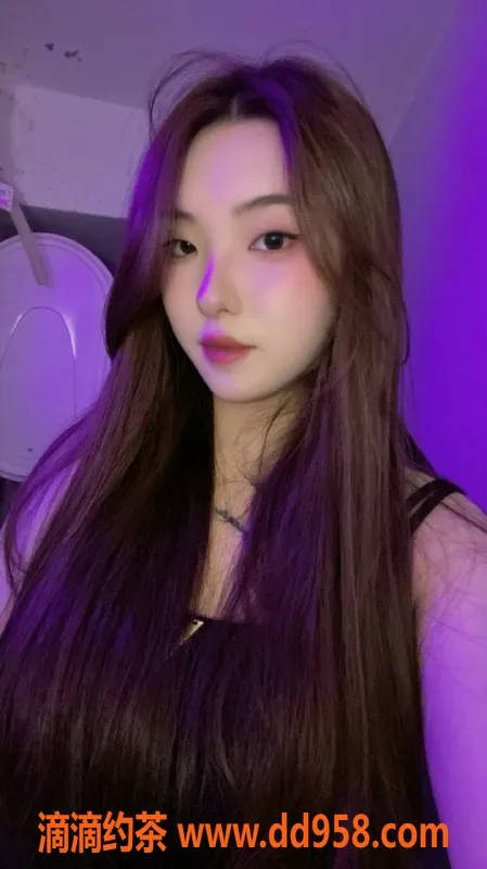 广州楼凤-天河嫩妹臻臻，水费600，快来体验！