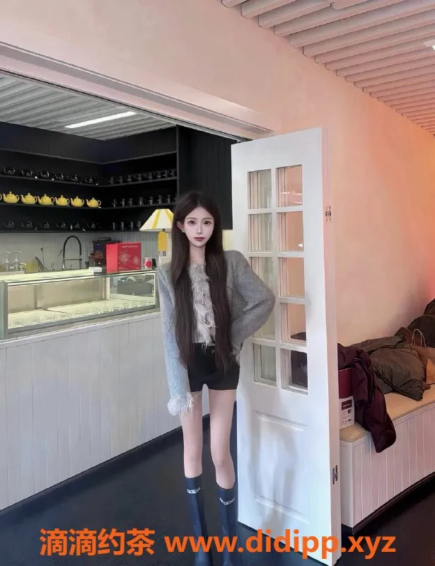 深圳楼凤资源信息,龙华优米baby，嫩妹1188起，制服舌吻六九服务