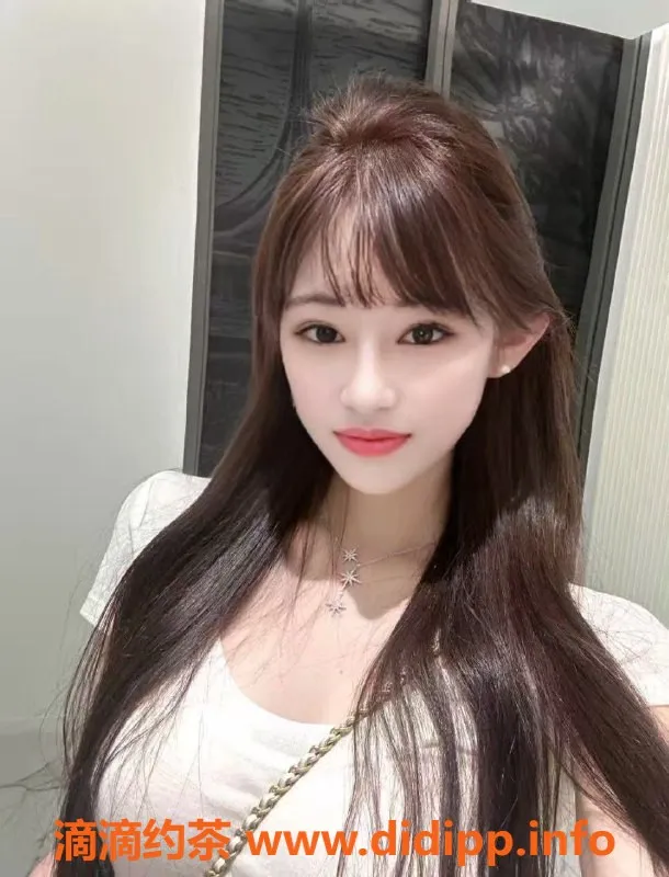 深圳楼凤-福田嫩妹依依，800元起，制服诱惑来袭！