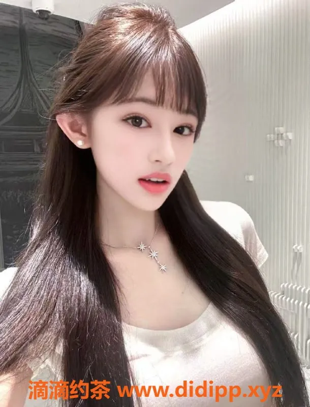 深圳楼凤-福田嫩妹依依，800元起，制服诱惑来袭！