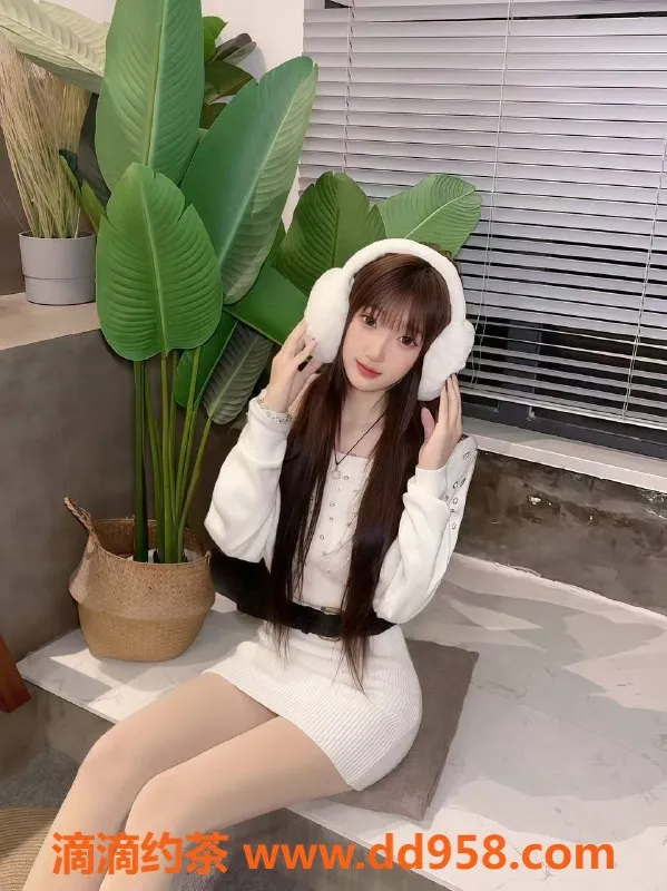 深圳楼凤-龙华雪晴丨172cm 48kg 清纯长腿老师