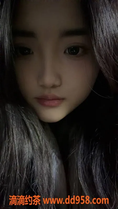 无锡楼凤-梁溪07顶级新疆少女，颜值身材一流