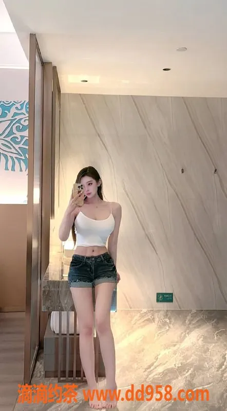 深圳楼凤-福田麻衣，1300P大波制服诱惑体验