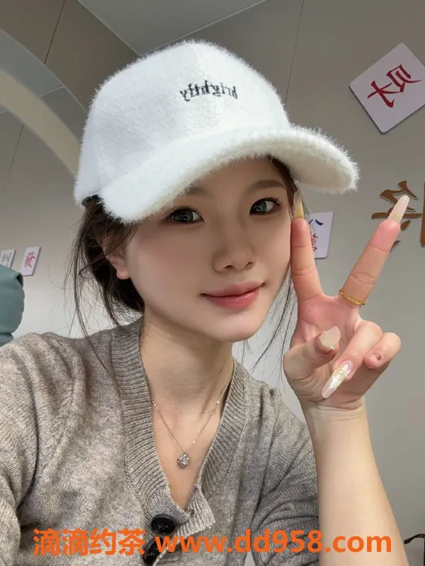 广州楼凤-广州天河瑾瑶，600元带你体验精彩