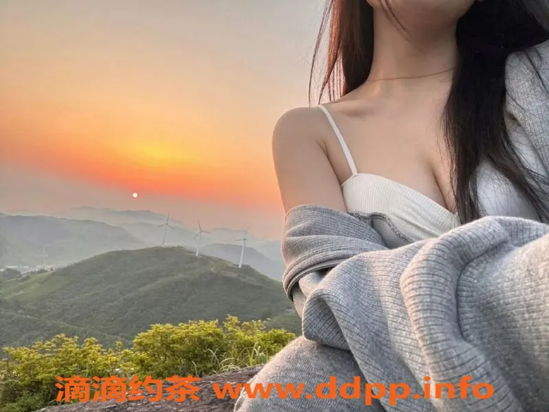 广州楼凤资源信息,广州白云区25岁云云，服务至上，身材诱人