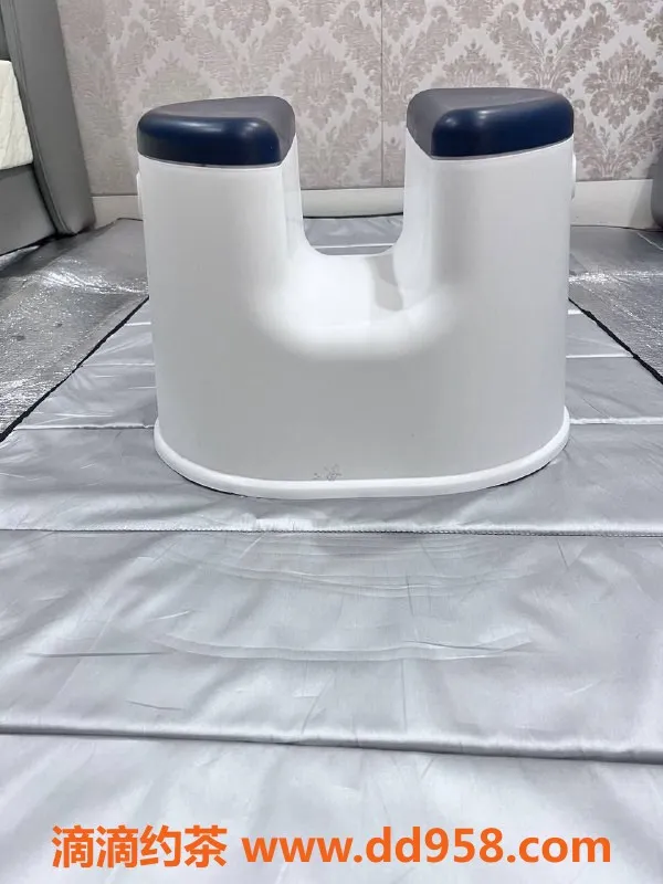 深圳楼凤-深圳龙华樱桃姐妹，泡泡浴体验升级！