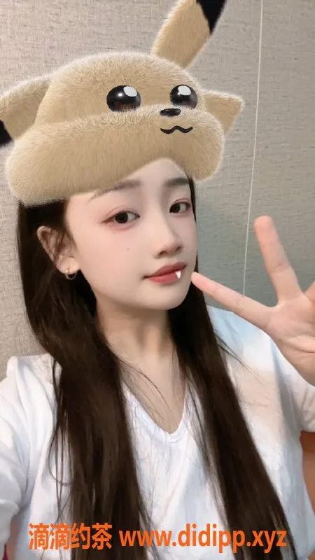 深圳楼凤资源信息,福田嫩妹小果子，800元超值体验！