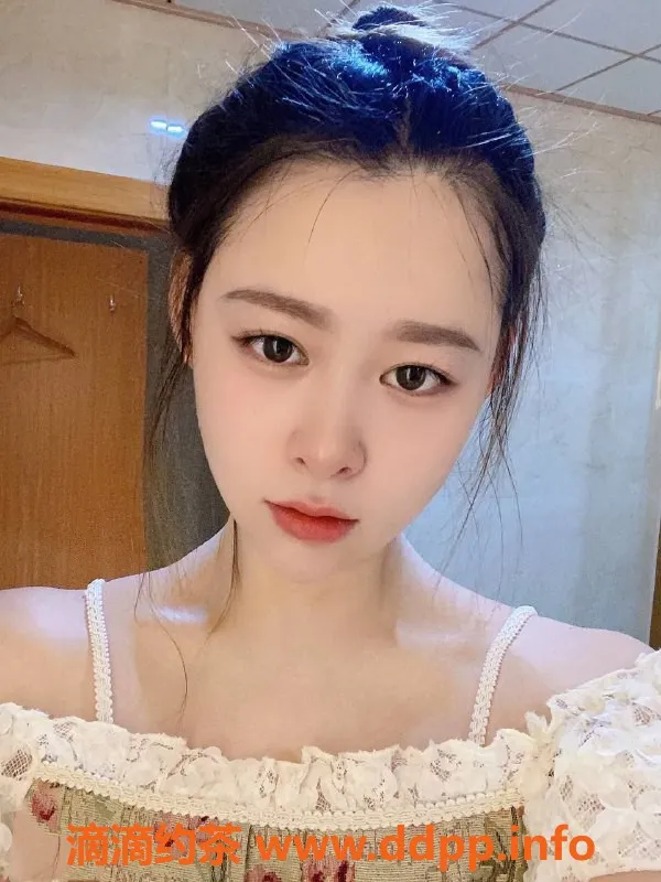 北京楼凤-朝阳雨汐：168cm 24岁 D罩杯 百元档莞式服务