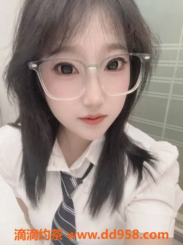 成都楼凤-郫都区泡泡，颜值8.6，身材8.6，态度超棒！