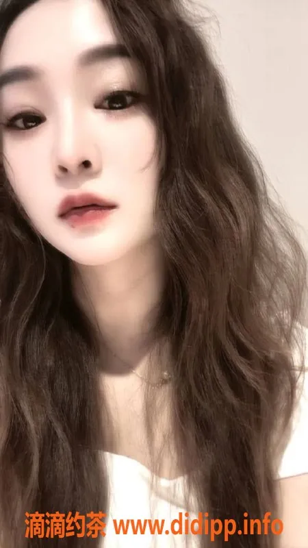 昆明楼凤-盘龙区梦梦，冰火两重天服务，600元起