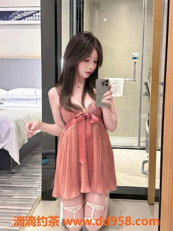 广州楼凤-天河嫩妹艾米，水费800，来一场不一样的体验！