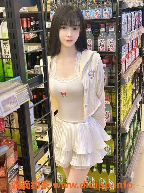 深圳上门服务-深圳龙华嫩妹豆豆，600起双向服务