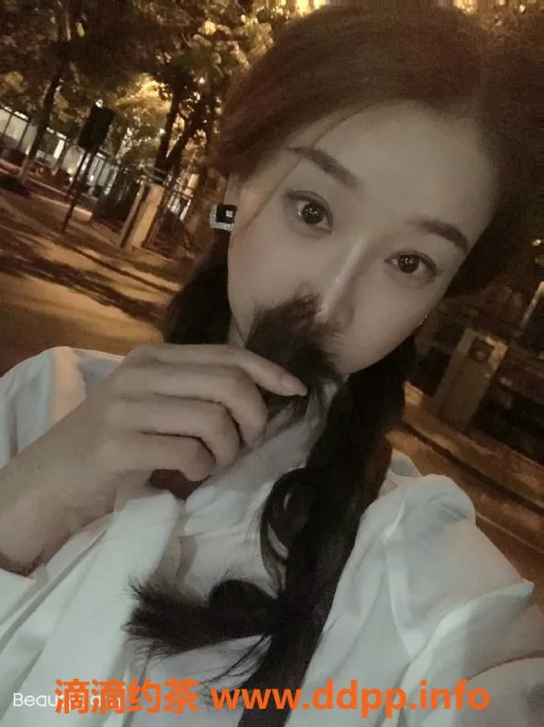 杭州楼凤-依依♥️上城区陪浴服务，身材苗条，性价比高