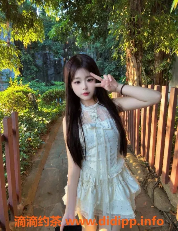 深圳楼凤-福田御姐小面，1000P起，舌吻制服诱惑