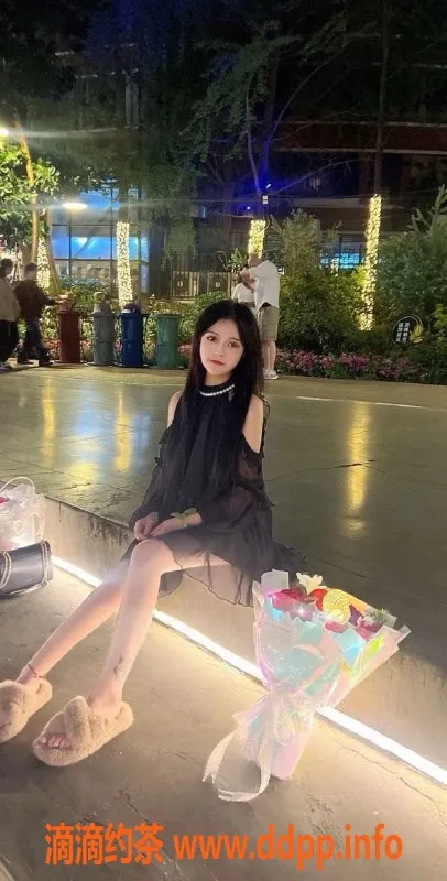 成都楼凤-武侯区嫩妹悠悠，性格开朗服务佳