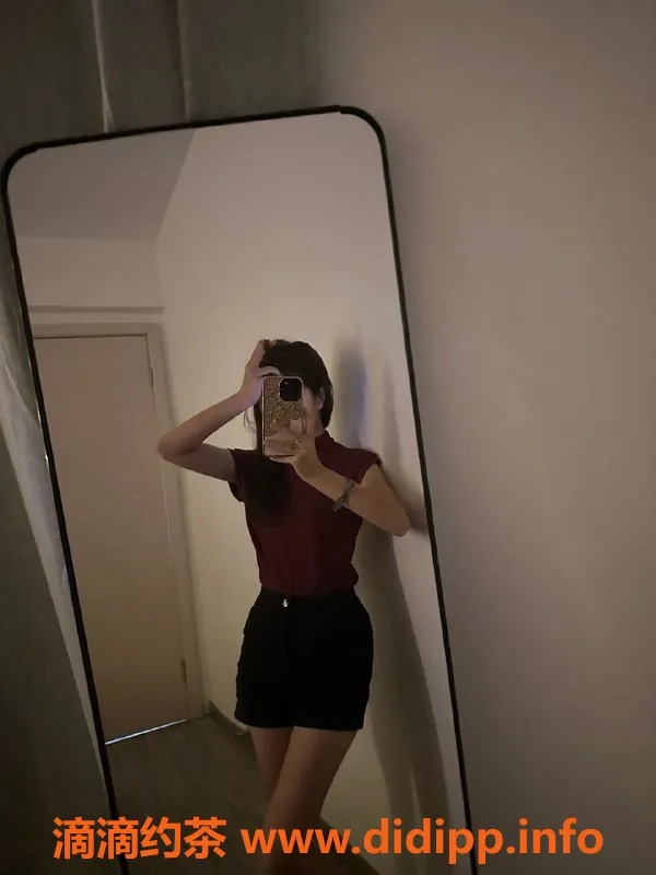 成都楼凤-成都兼职嫩妹米琪，155cm 80斤 18岁