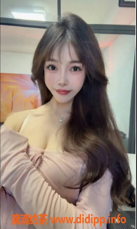 中山楼凤-东区二月，26岁34C身材，超高评分女神