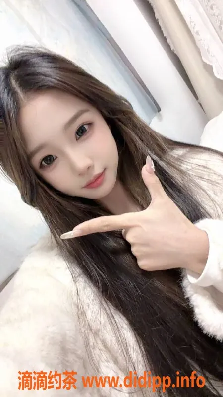 深圳楼凤-深圳龙华嫩妹可依，900元起，热情服务