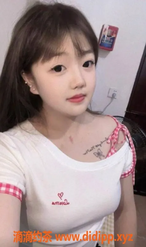 湛江楼凤-广东湛江贝贝，162身高，60体重，简单服务体验