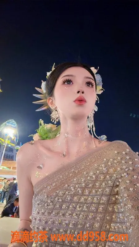 东莞楼凤-常平妍希，700元超值服务，身材出众