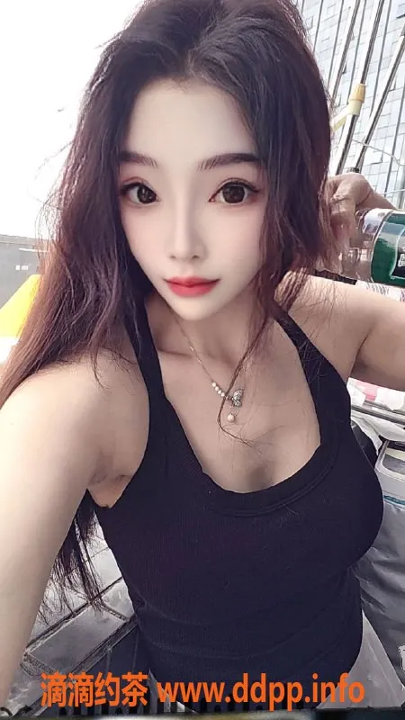 广州楼凤-白云嫩妹小月，500元水费服务等你体验！