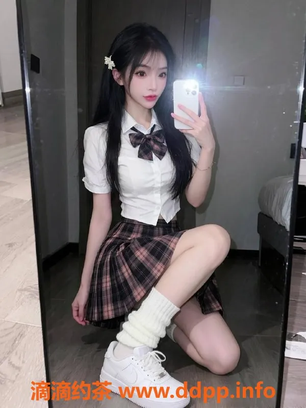 广州楼凤-白云嫩妹小月，500元水费服务等你体验！