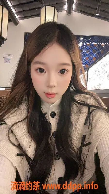 深圳楼凤资源信息,福田嫩妹小敏，800元服务，六九舌吻特别推荐