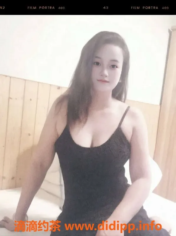 深圳楼凤资源信息,龙岗兼职小小，23岁高挑38D，茶水费实惠