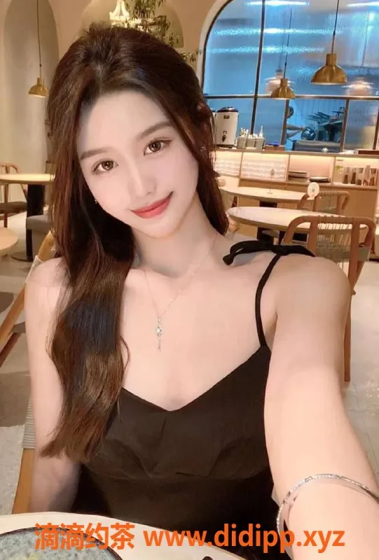 广州楼凤-广州天河区悠悠，26岁/165cm/50kg/36D