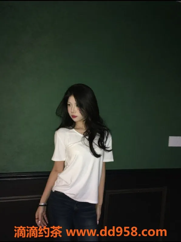 广州上门服务资源信息,白云区小婷，162厘米，19岁超甜快餐妹