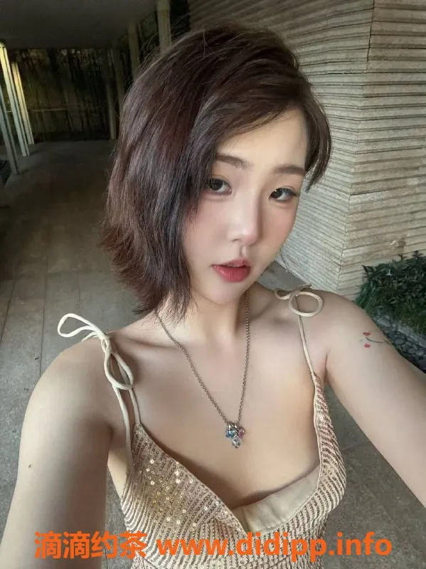 常州楼凤-常州贝贝，22岁，胸围C，身高163，95斤起