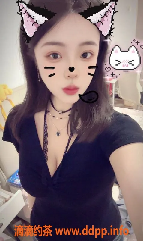 郑州楼凤-惠济区19岁艺名喵喵，身高162cm，51kg，鸳鸯浴服务