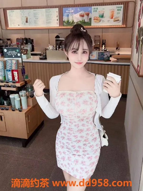 郑州楼凤资源信息,熊熊，27岁，郑州陪浴女，162cm，49kg
