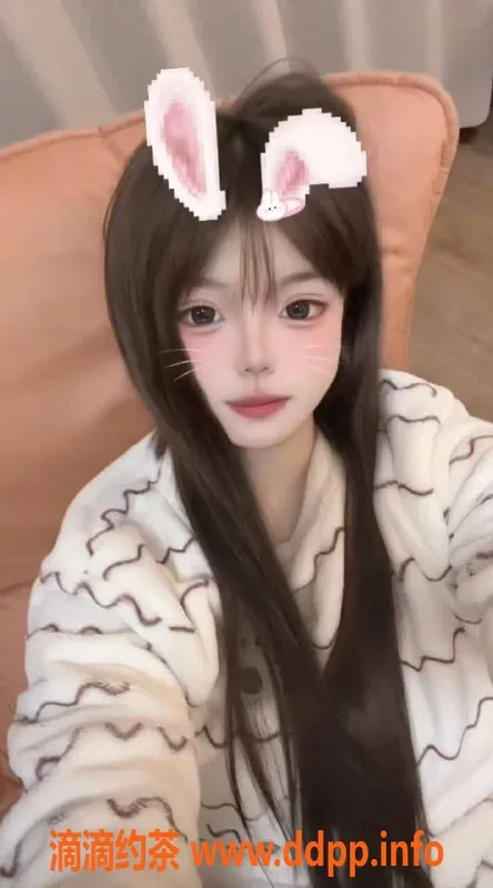 郑州楼凤-中原区18岁宝宝，168cm，C罩杯，超值服务