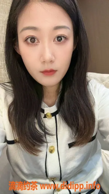 郑州楼凤-小苹果 - 168cm少妇，28岁，36C，超值服务等你来调教！