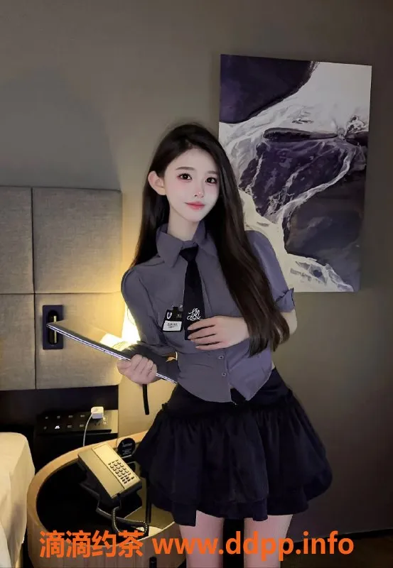 无锡外围-惠山天一公馆顶级学妹 172大长腿陪浴服务