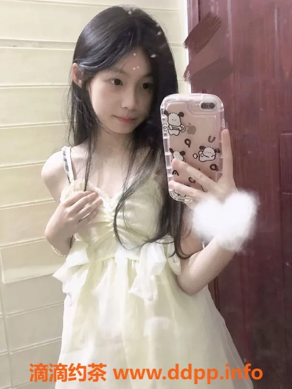 温州楼凤资源信息,龙湾小羽现接受预约，服务多样，水费亲民