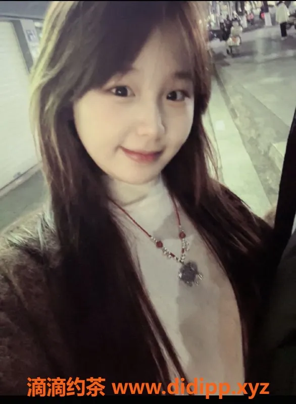 深圳楼凤资源信息,坂田嫩妹糖果，鸳鸯浴优质服务体验