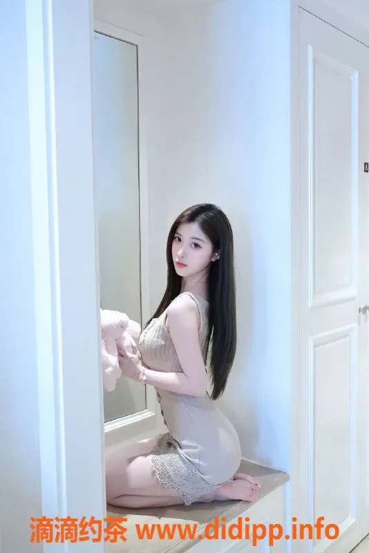 乌鲁木齐楼凤-174cm气质美女，99斤D罩杯，温柔服务等你体验