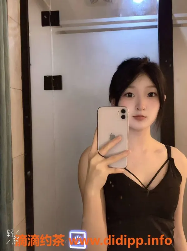 深圳楼凤资源信息,龙华嫩妹岁岁酱，800元体验调情魅力