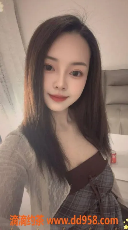 惠州抓龙筋-惠州璐璐，30岁身高1.58米，胸C，400元起