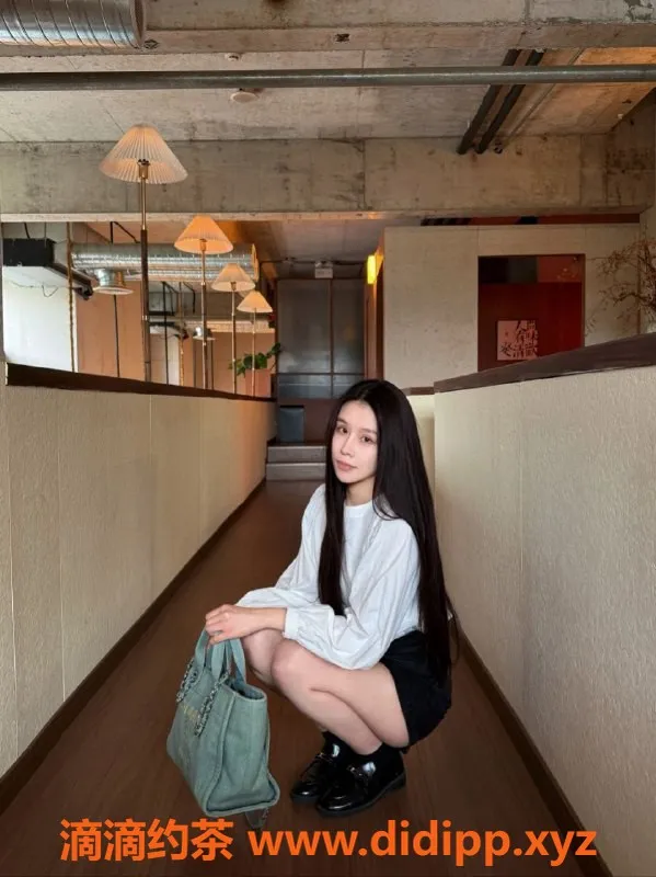 深圳楼凤-南山文文，1500元/次，超值体验等你来！